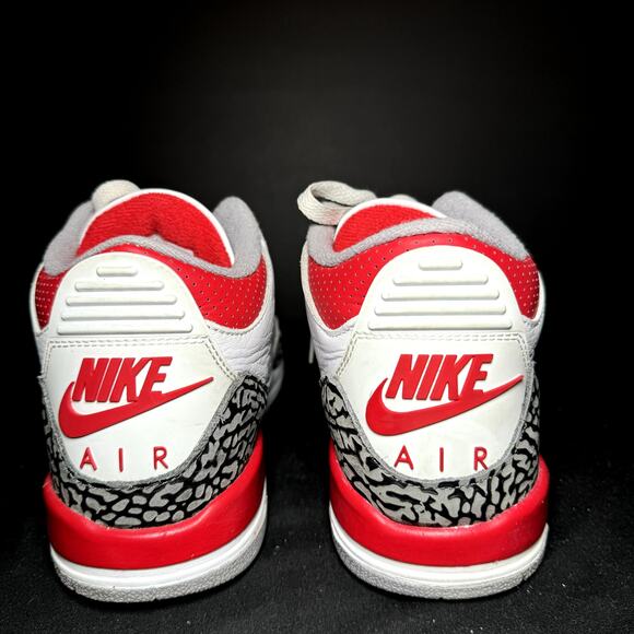 Size 6.5 - Nike Air Jordan 3 Retro GS Fire Red 2022 Men's Shoes - Picture 5 of 9